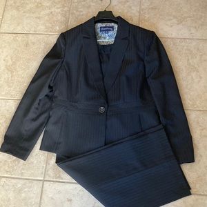 Evan Picone Suit black size 14P
